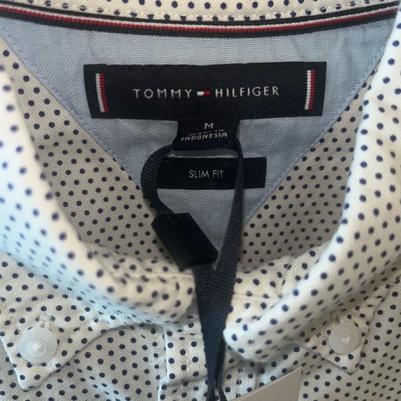 TOMMY HILFIGER Men's Dot-Print Button-Down Oxford Shirt - Picture 3 of 8